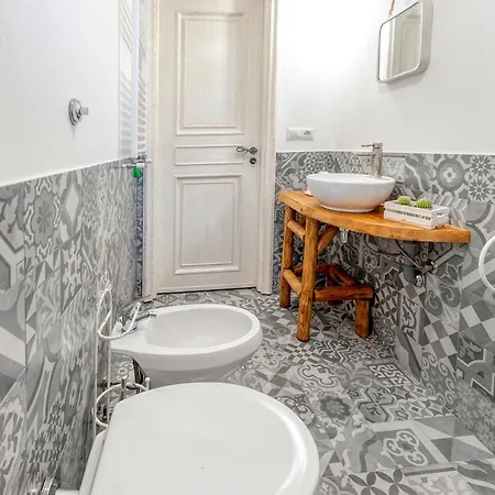 Masseria Li Vecchi *